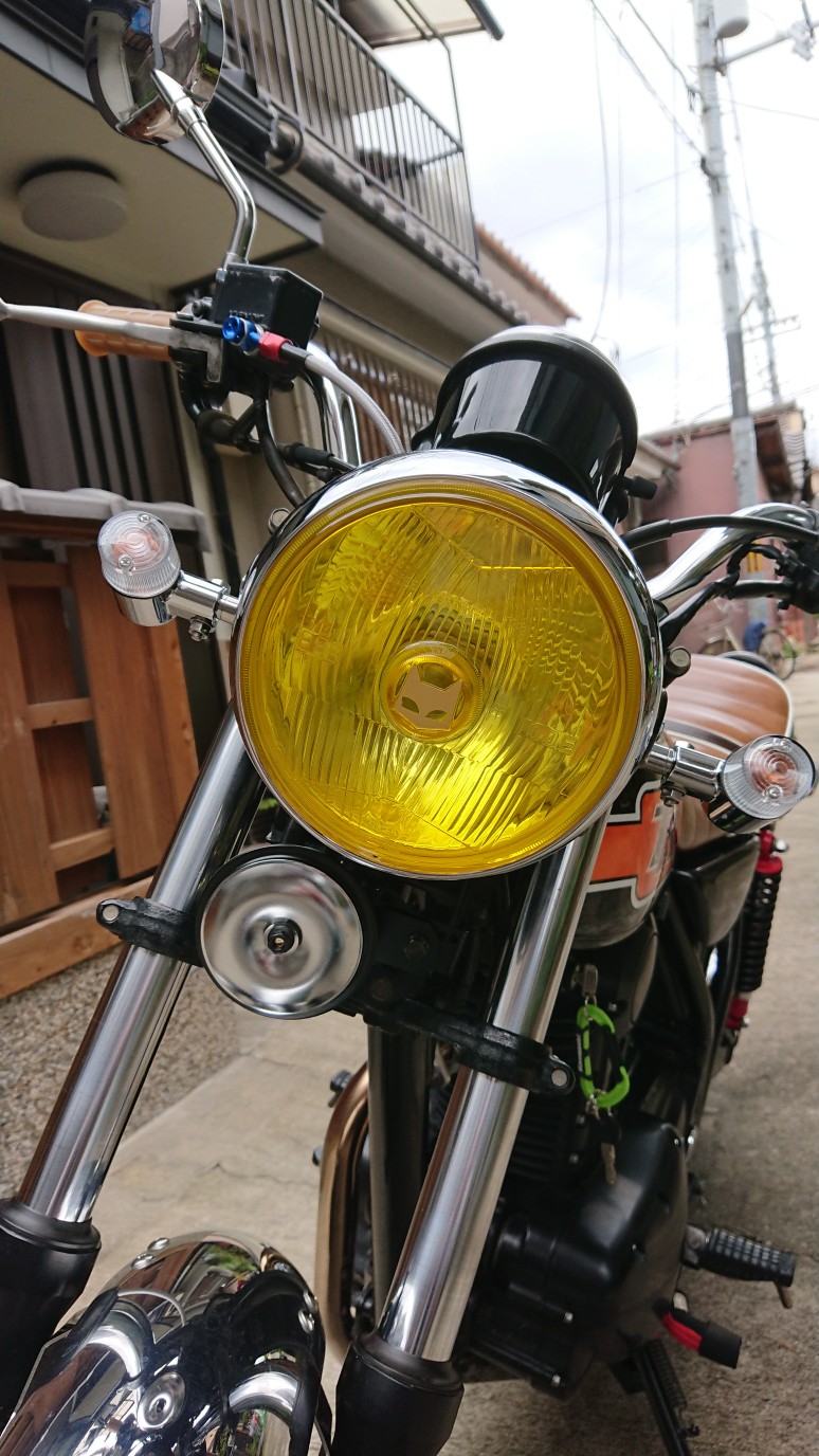 MARCHAL 888ドライビングランプフルキット イエローレンズ/ブラック