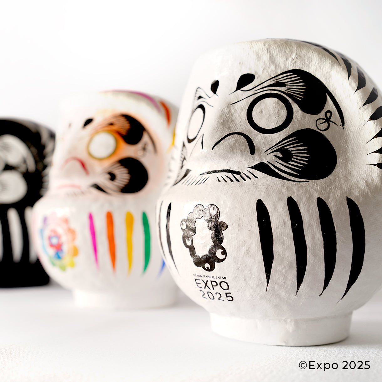 万博】再入荷3回以上！「ミャクミャク」がデザインされた高崎だるま3