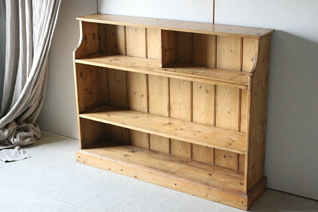 ヴィクトリアンオールドパインブックシェルフ（本棚） イギリス