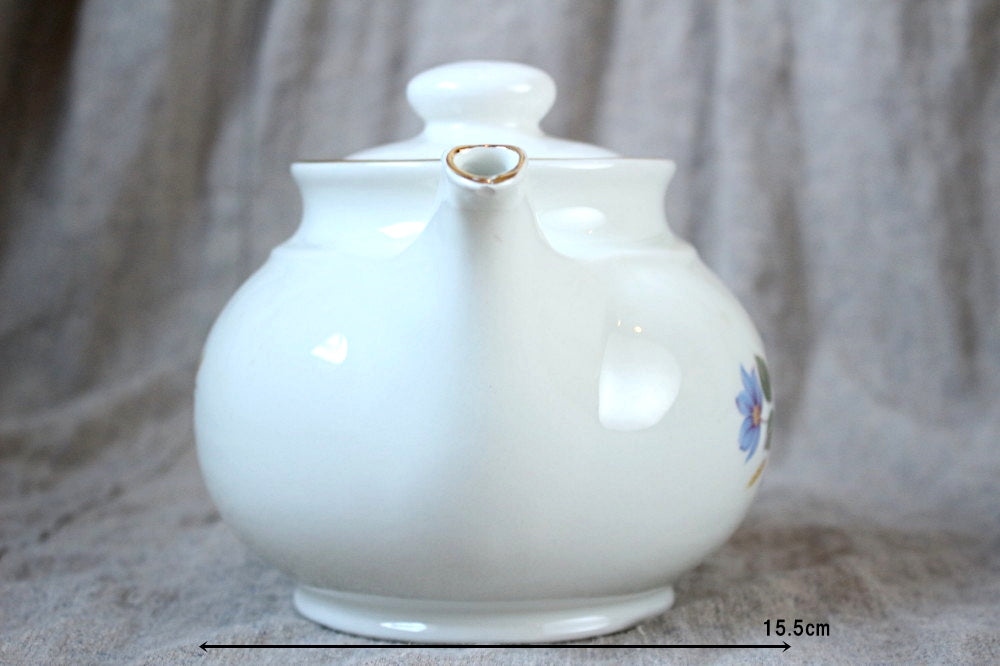 バラ模様が可愛いサドラー社ティーポット（高さ15cm） イギリス