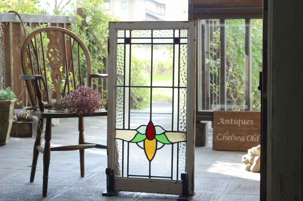 大きいサイズで色鮮やかなステンドグラス イギリスアンティーク 51cm