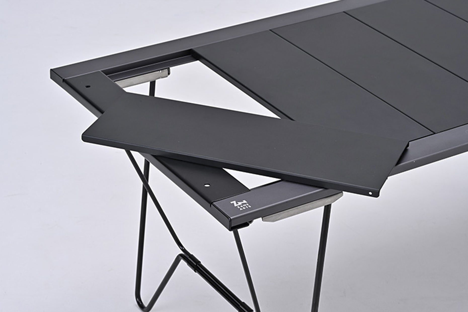 TOAD TABLE | PRODUCTS | ZANE ARTS