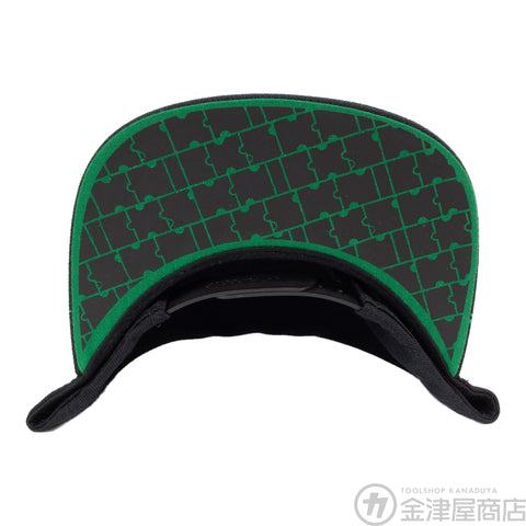 ニックス(KNICKS) フラットバイザーキャップ ブラック/レッド