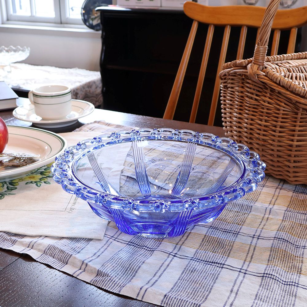 フチの装飾が見事です♪ ビンテージガラスボウル VC114-248003