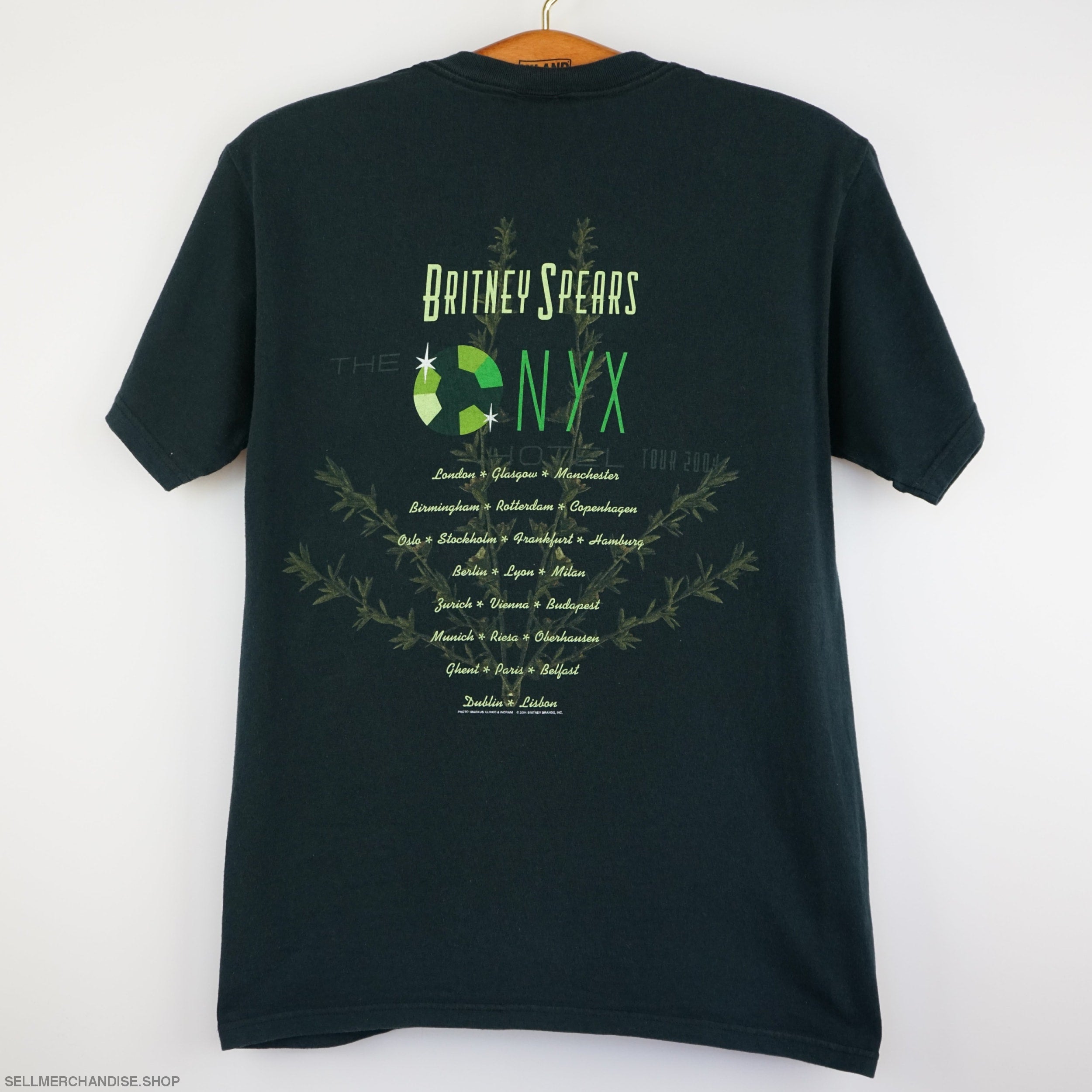 Vintage britney spears t shirt 2004 tour | SellMerchandise