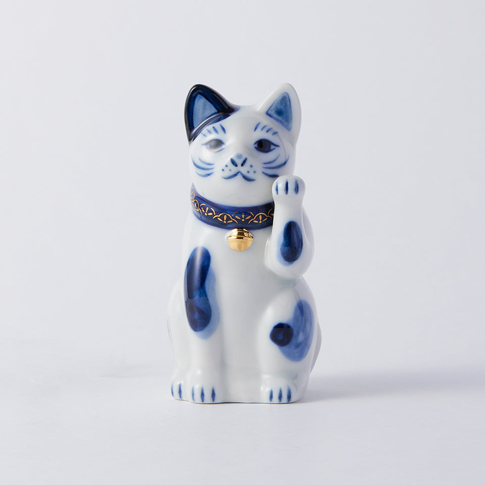 中外陶園 招き猫 瀬戸型 染付 左手 3号｜Discover Japan 公式
