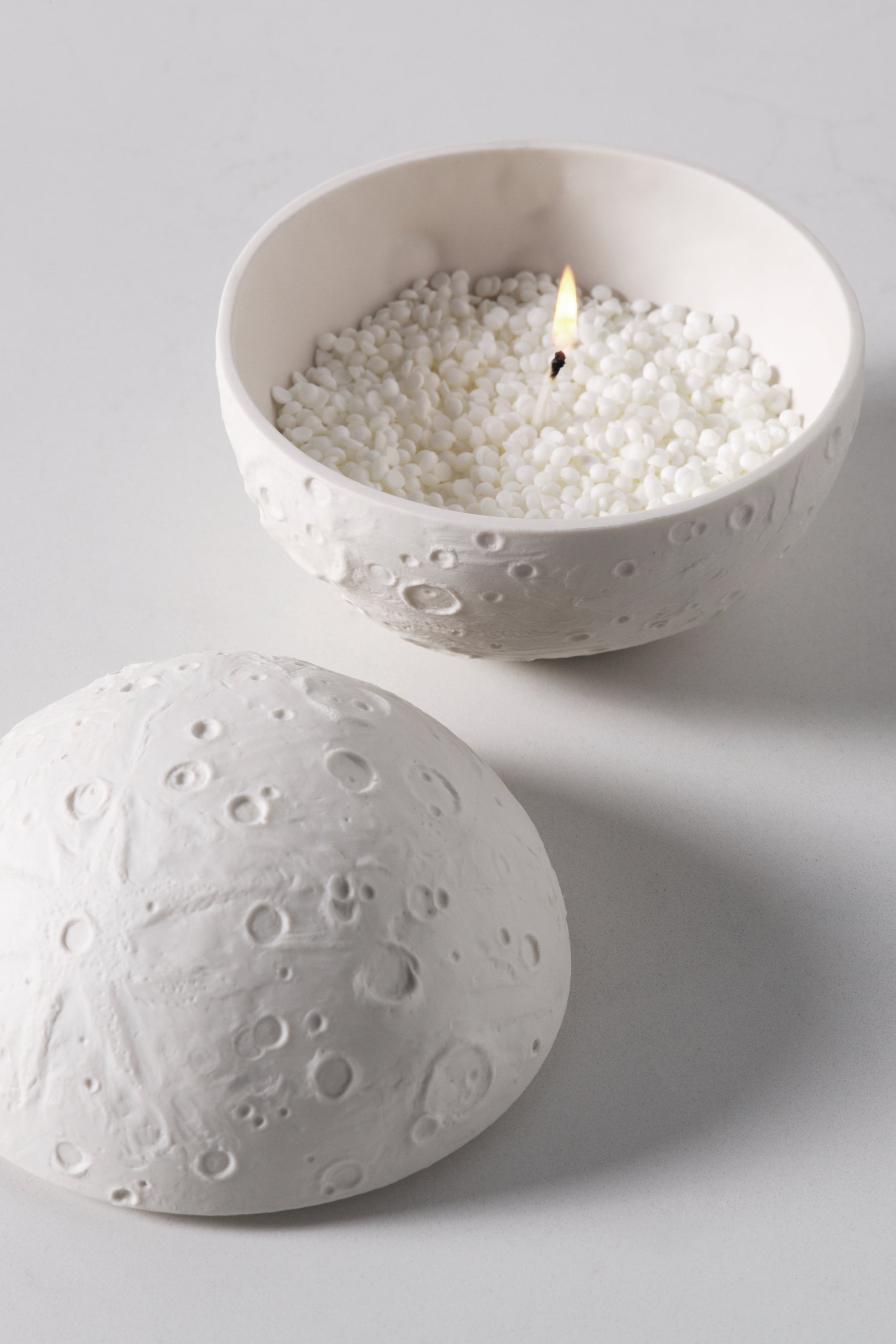 Arsham x Joya Exoplanet Candle – Vices Reserve
