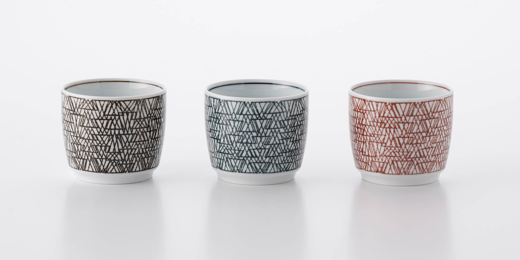 グラフ 湯のみ猪口 えんじ | 白山陶器直営オンラインストア