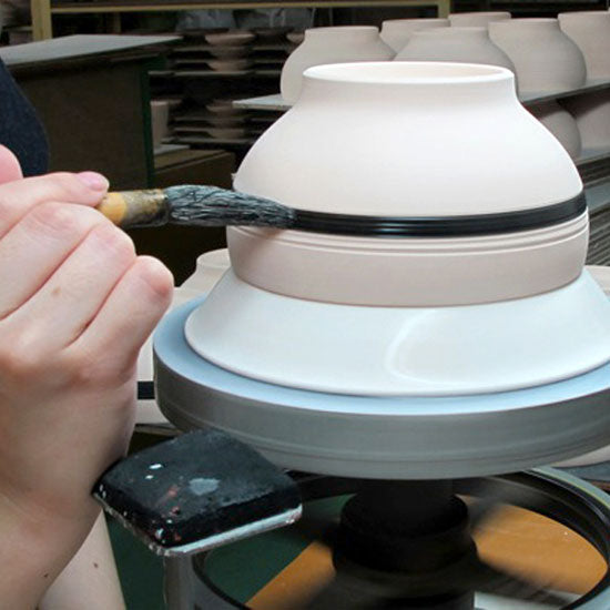 雪景色色くず屋 陶器製小屋 添配 山野草飾りの添 高さ6センチ 雪景色色