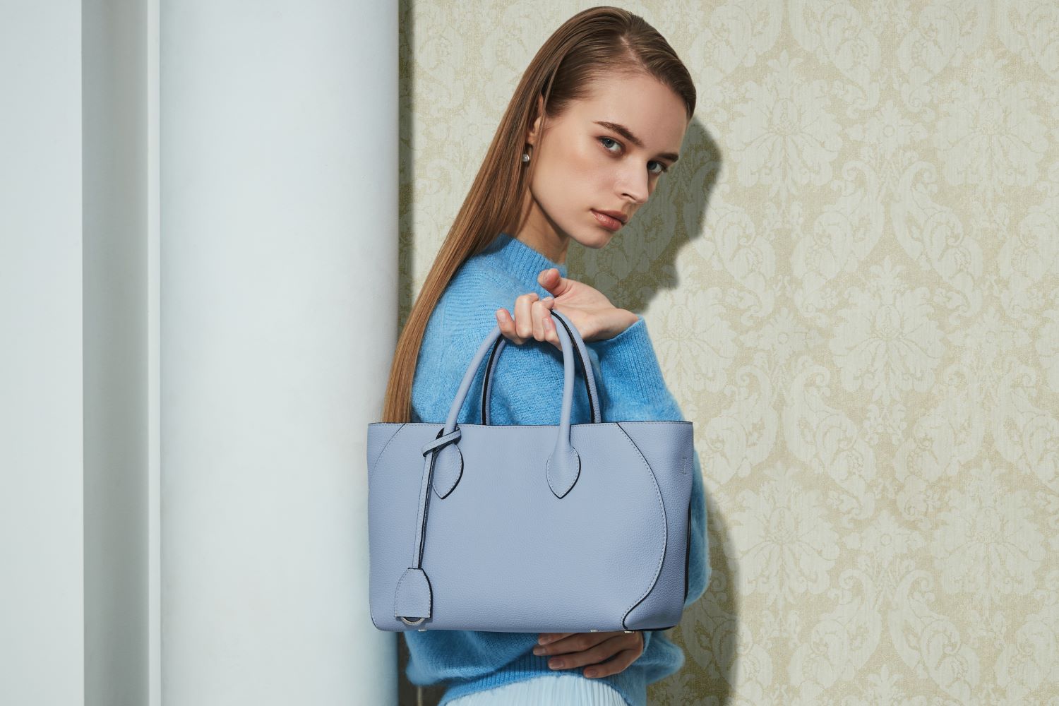 冬限定カラー】アイスブルー、アイボリー