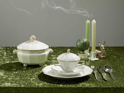 ニンフェンブルク｜バイエルン王家ゆかりの宮殿内で、徹底して伝統手法