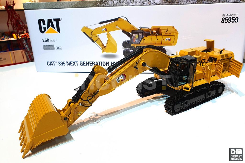 模型製作用品 CAT 395 NEXT GENERATION EXCAVATOR 85959 DieCast