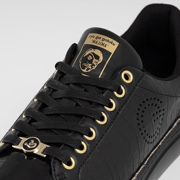 真島吾朗 モデル スニーカー 龍が如く 龍が如く | SuperGroupies