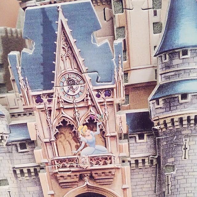 Disney シンデレラ城立体ジグソーパズル Disney シンデレラ城立体