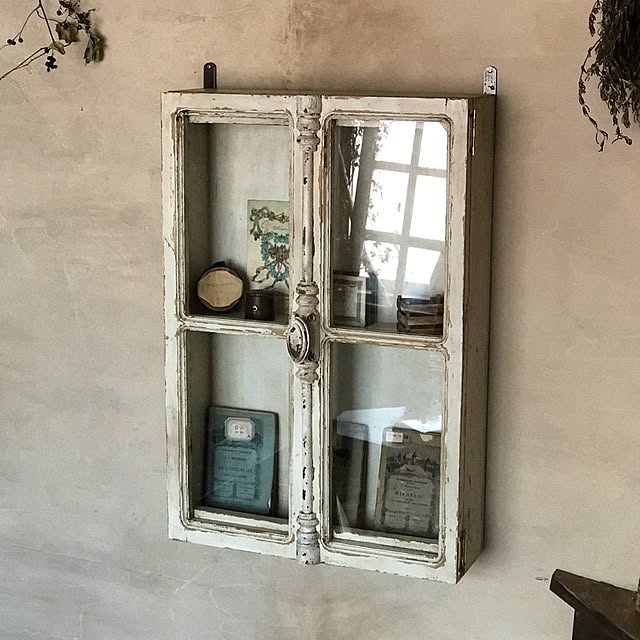 フランスアンティーク エクリュ ウォールキャビネット 棚 壁掛け シェルフ