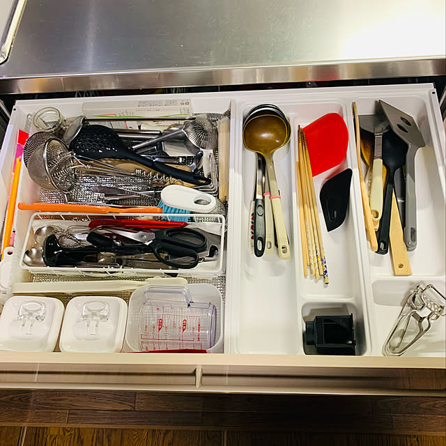 中古品】シンプルセルフスタンド パン屋 トング・トレー 台 収納