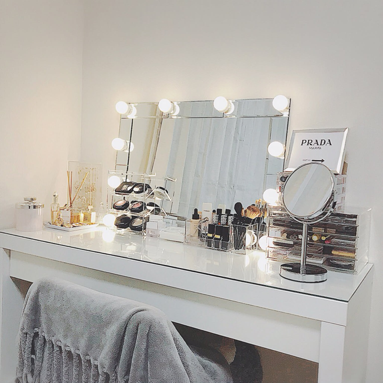 IKEA マルム ドレッサー 椅子 女優ミラー IKEA マルム ドレッサー 椅子