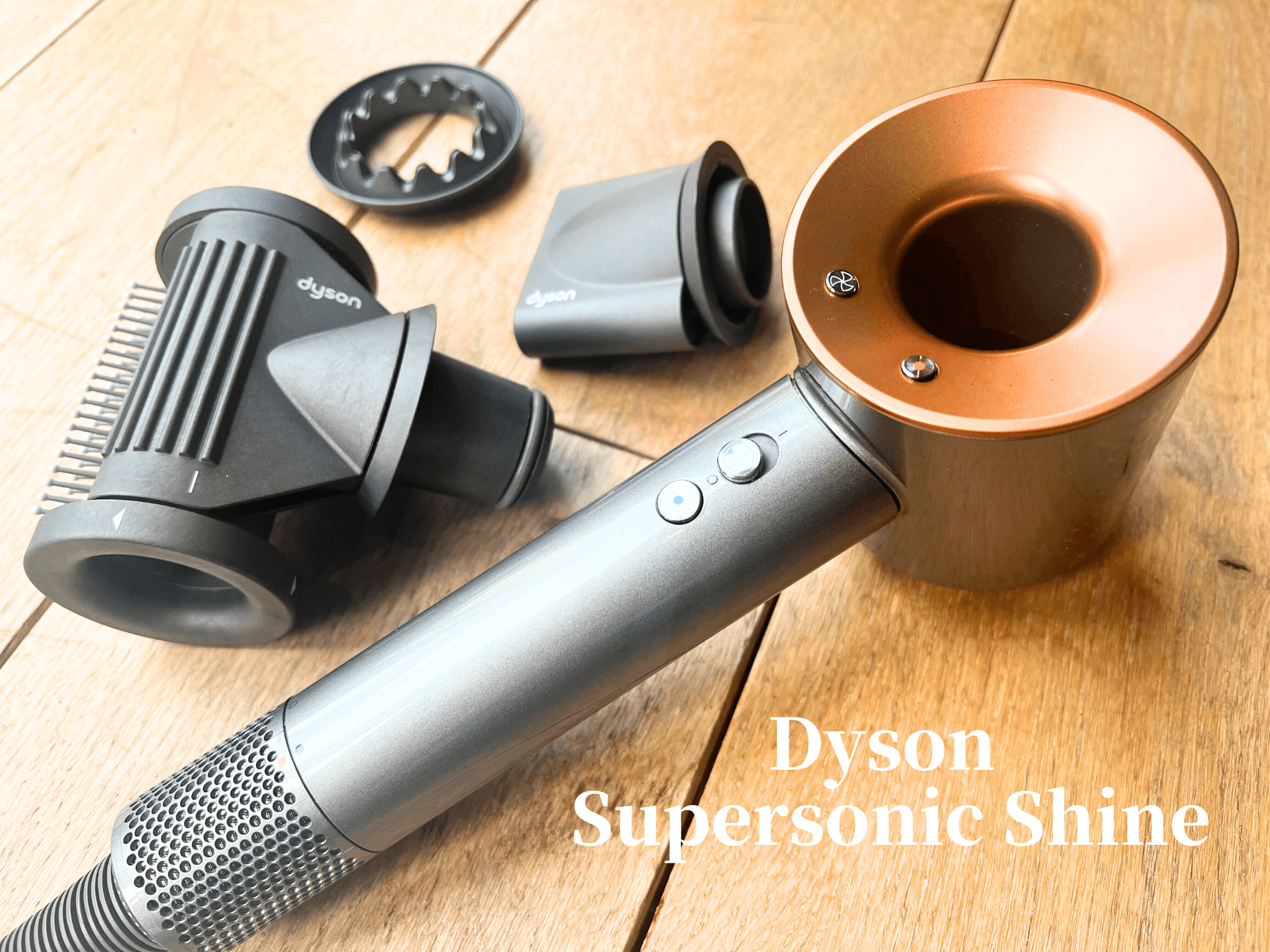 Dyson supersonic ionic 割引 ヘアドライヤー Dyson Supersonic Ionic