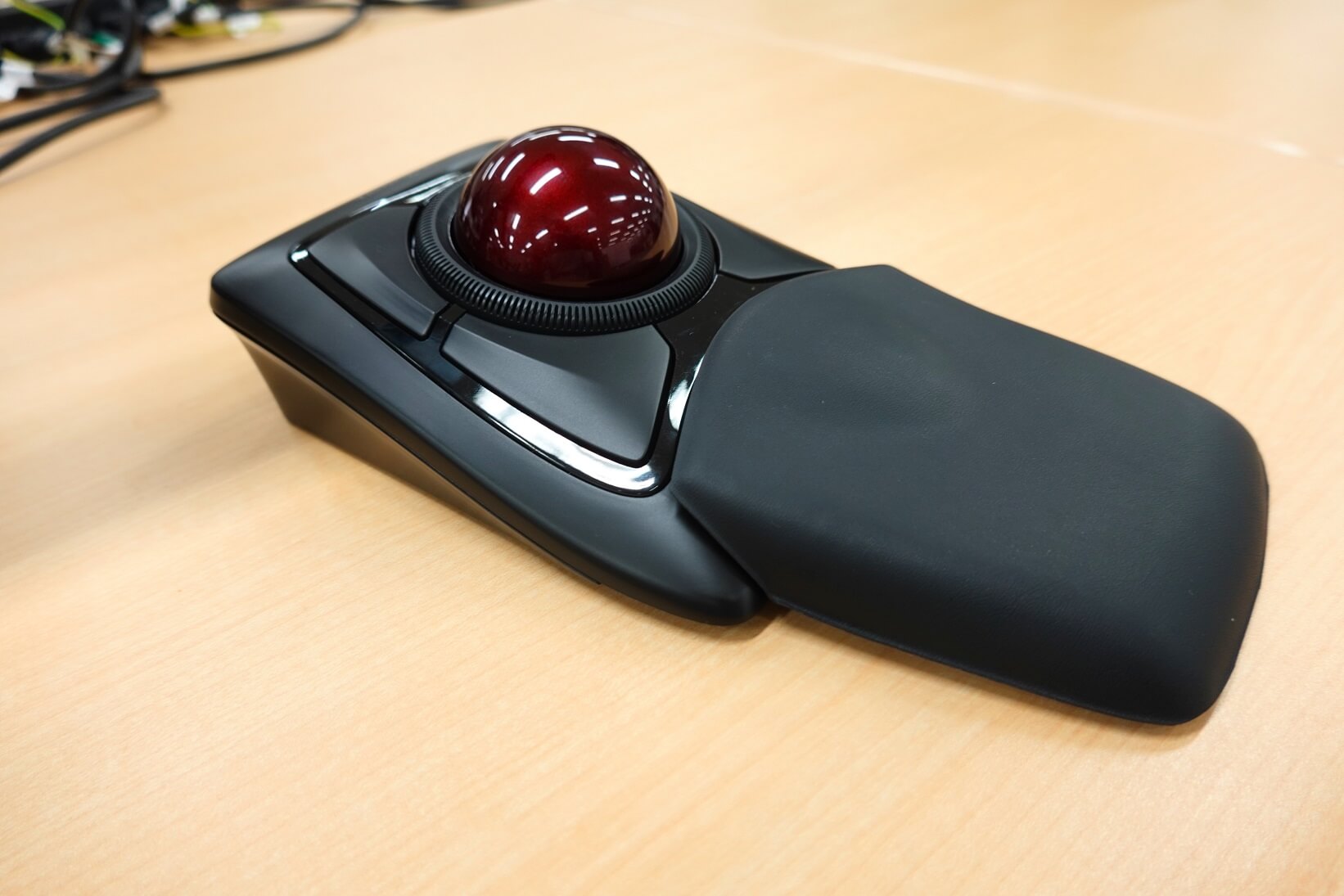 ケンジントン(Kensington)のトラックボール「エキスパートマウス