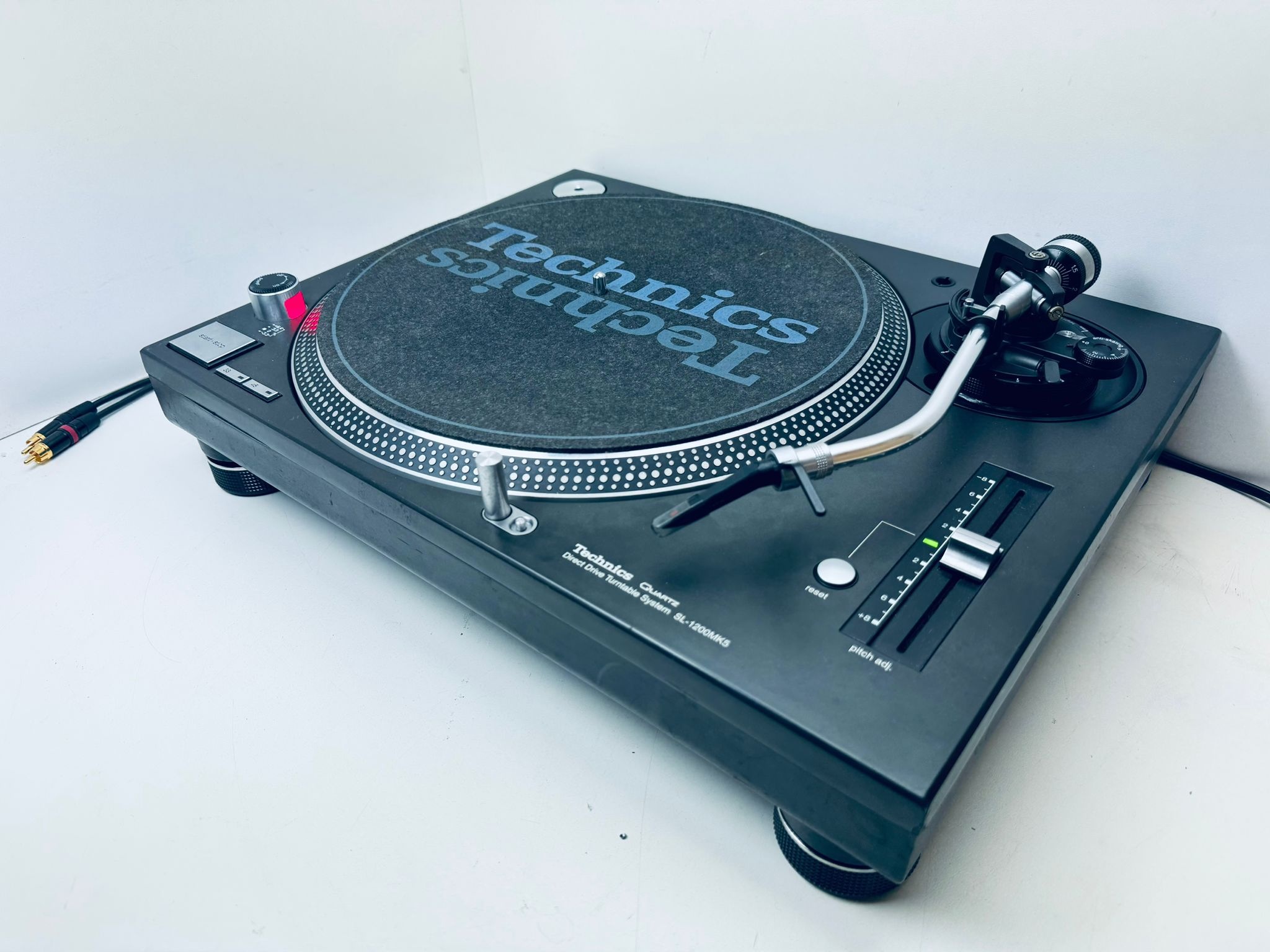 最終値下げ Technics SL-1200MK5 (2台) カートリッジ付き Technics