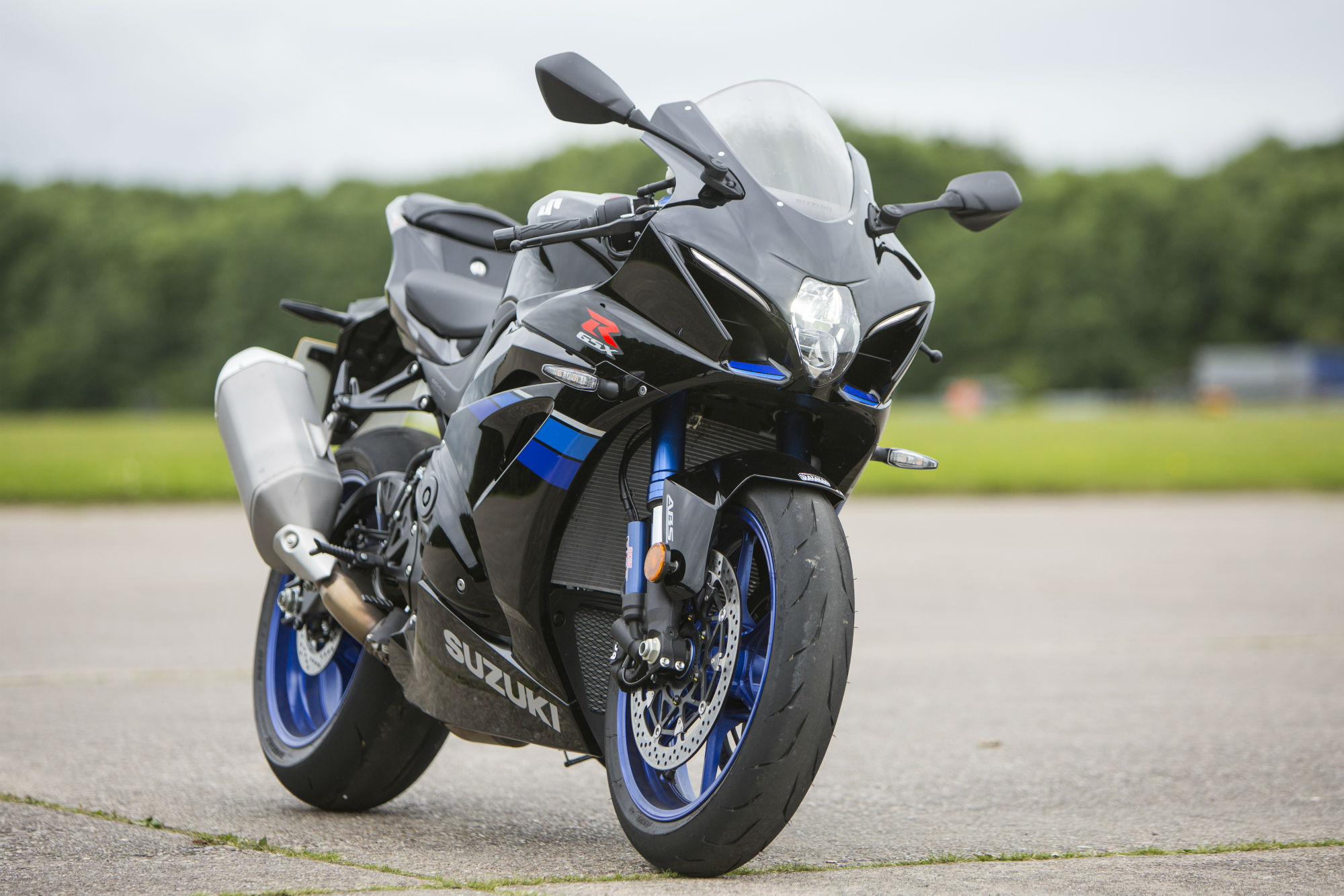 Superbike group test 2017: GSX-R1000R vs Fireblade vs R1 vs ZX-10R