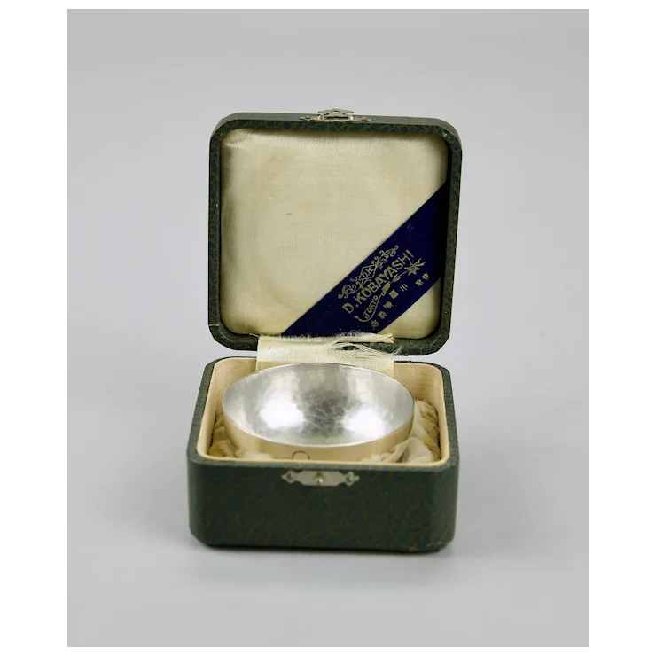 Japanese Fine Silver Saki Cup With Presentation Box D. Kobayashi