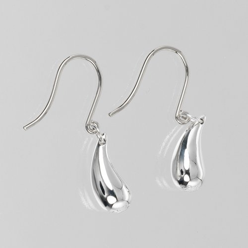 日本直送】ティファニー TIFFANY&Co. ティアドロップ ピアス シルバー