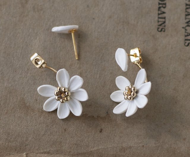花占い ピアス / ノンホール / ホワイトデイジー - ショップ 地下 3 階