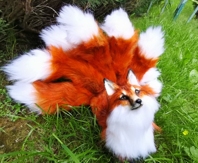 アゼルバイジャン 赤いキツネFOX 9尾BJDアートドールポーズ可能