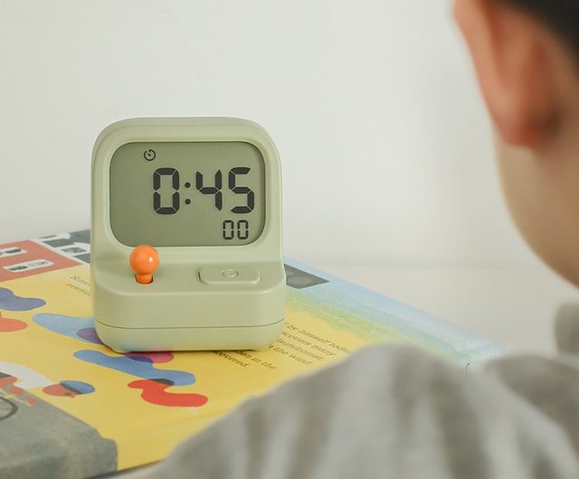 送料無料 15%OFF】ゲーム機の目覚まし時計 GAMEBOY ALARM CLOCK MUID