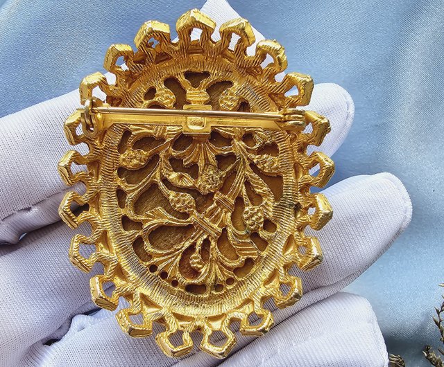 台湾 ルネサンス 額縁 象嵌 手挟み 磁器 ブローチ/ブローチ