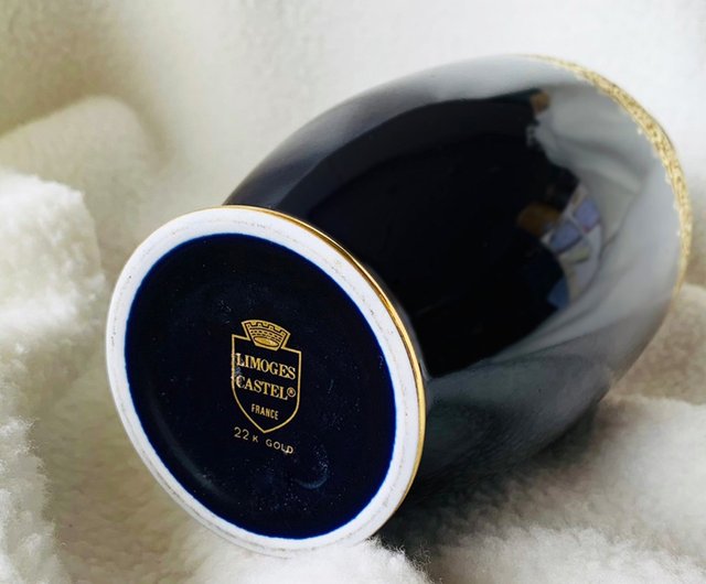 Taiwan French LIMOGES CASTEL 22K Gold Romantic Flower Vessel