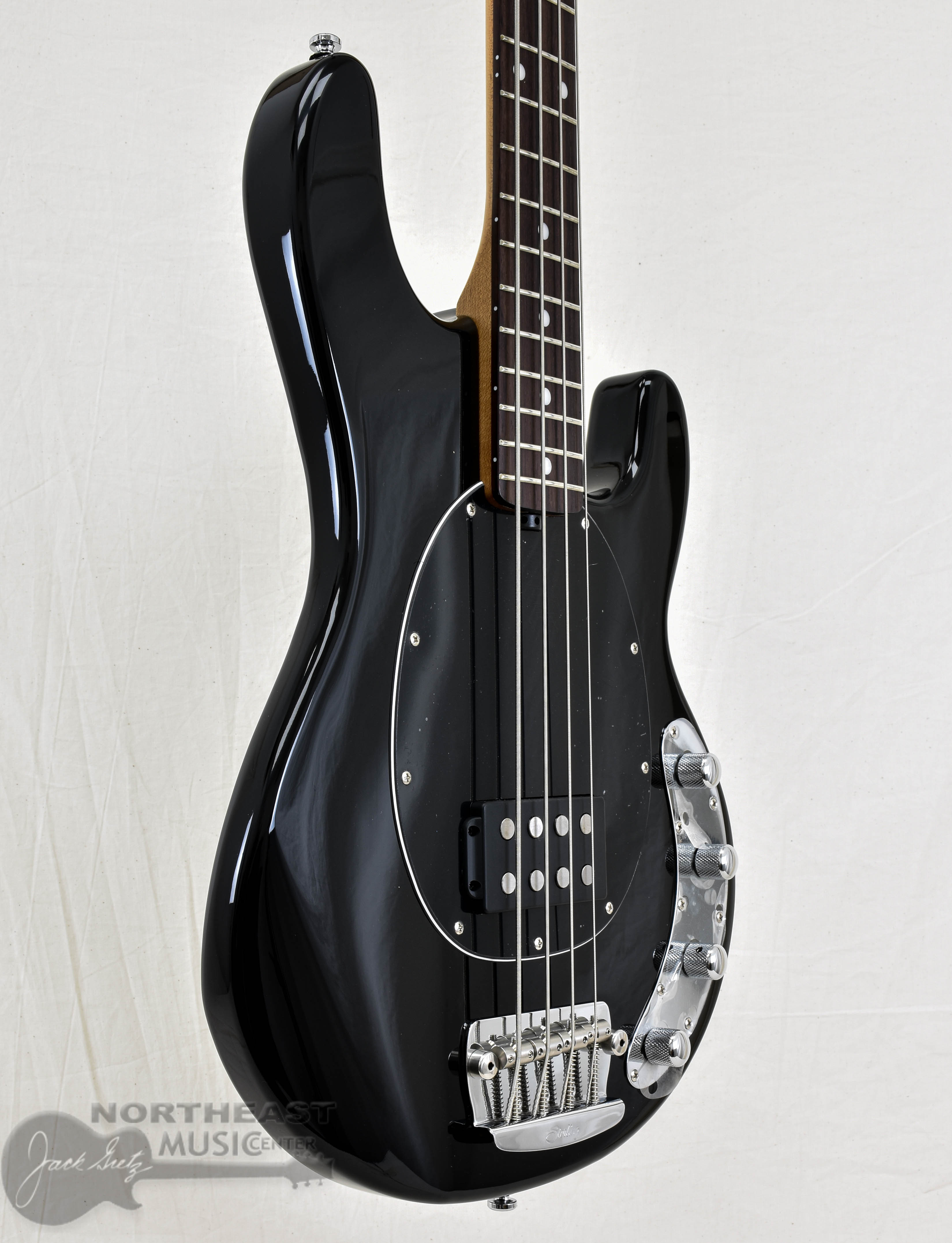 Sterling ray34 musicman stingray ブラック