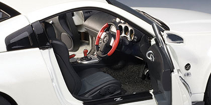 AUTOart 日産 フェアレディZ Nismo type380RS 1/18 オートアート