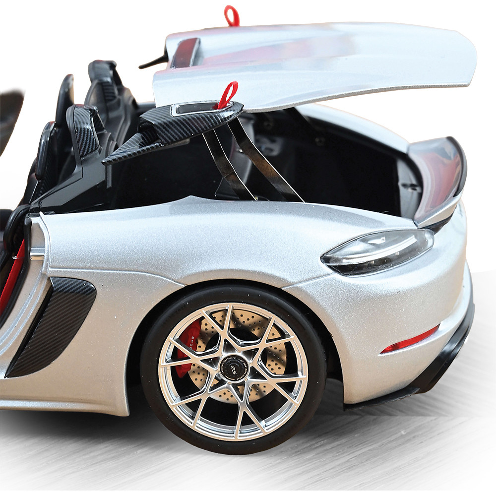 ノレブ ポルシェ 718 スパイダー RS 1/18 ミニカー ホワイト Amazon