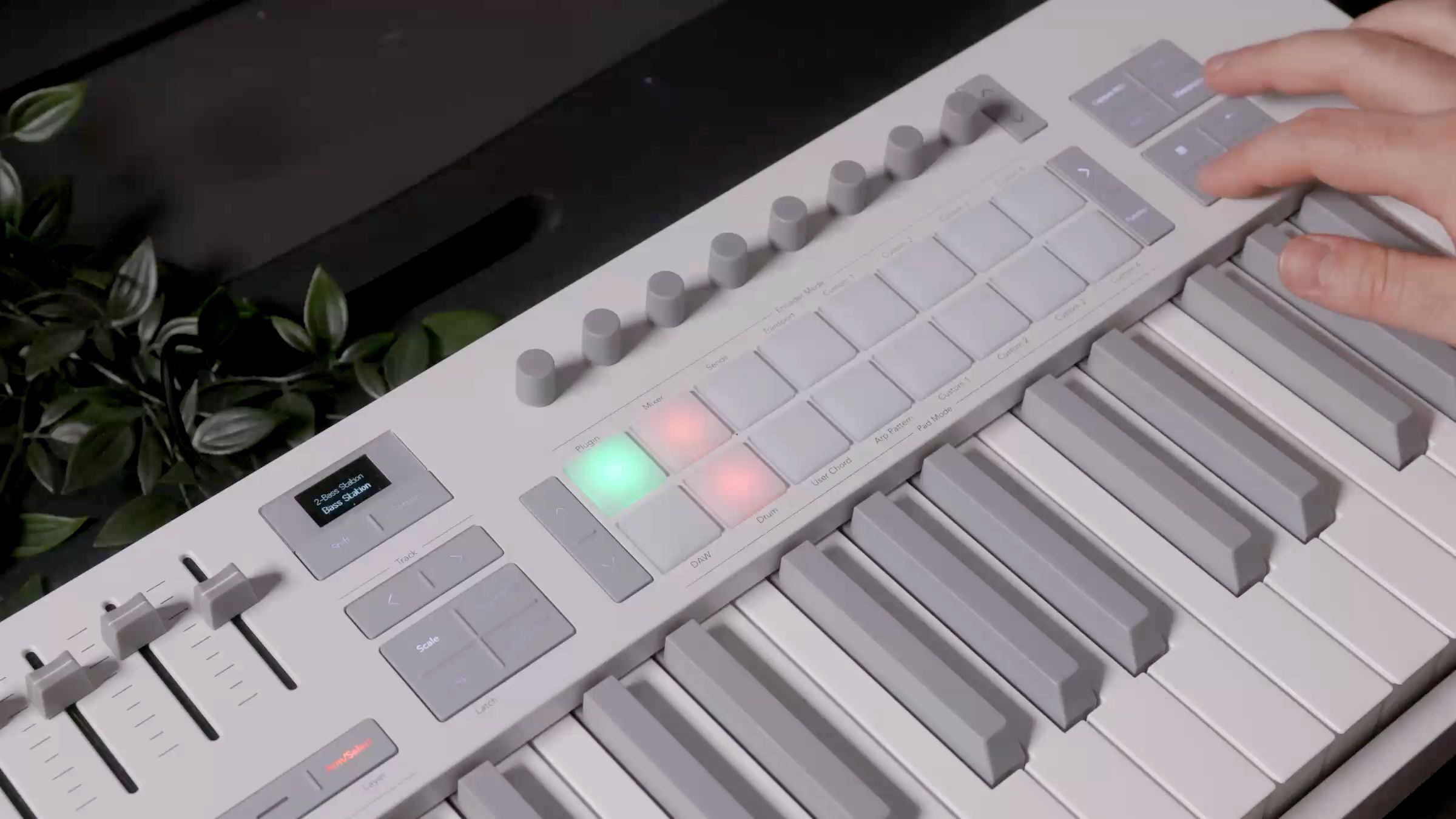 Launchkey 25 MK4 | Novation