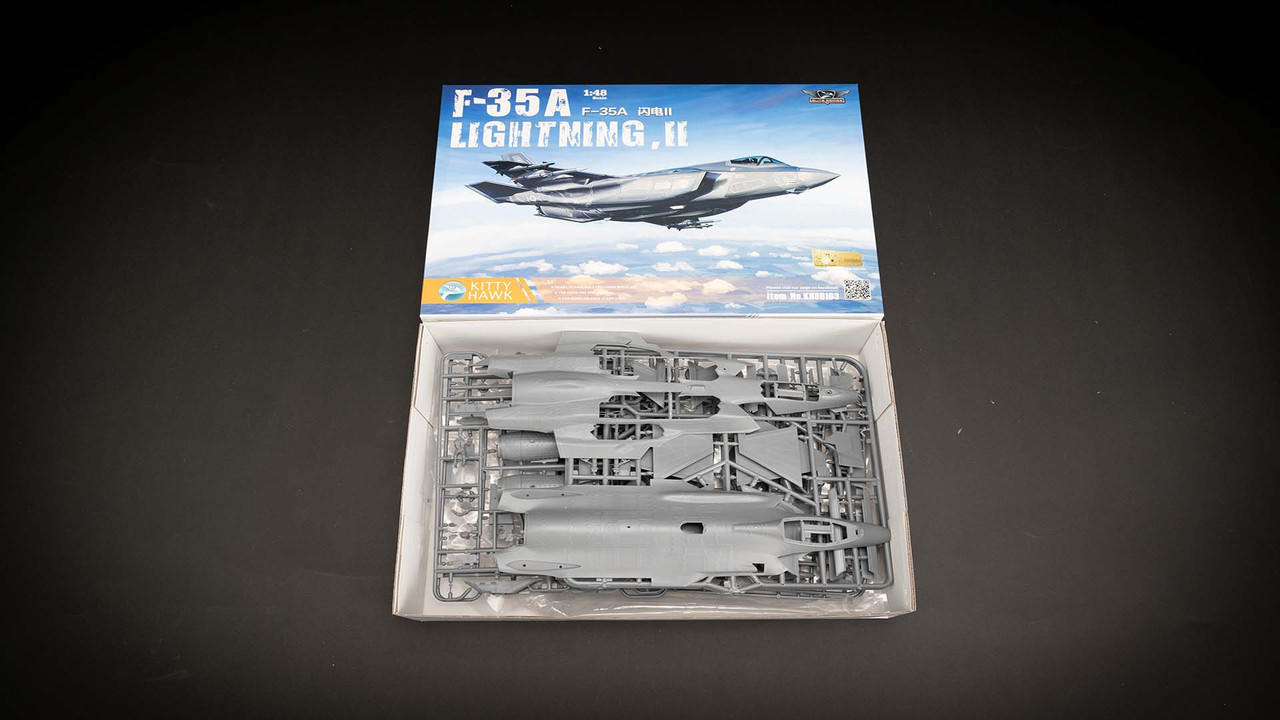 1/48 Kitty Hawk F-35A Lightning II Version 2.0 Plastic Model Kit
