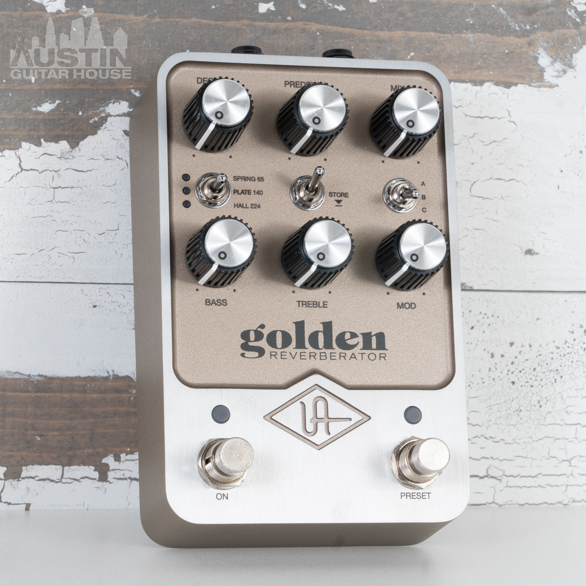 UAFX Plate Reverb ゴールド 箱付き UAFX Plate Reverb ゴールド 箱