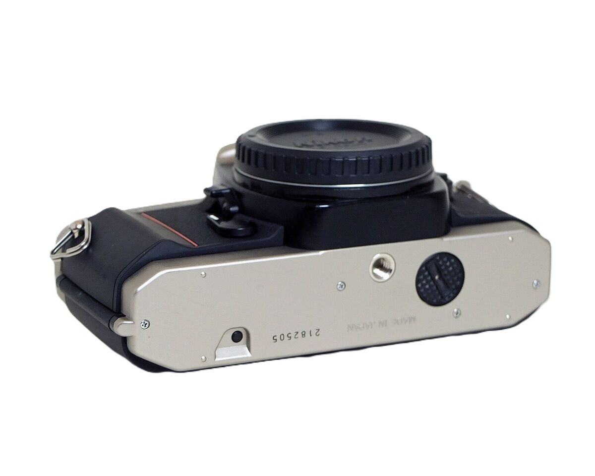 Nikon FM10 35mm SLR Film Camera with 35-70mm Lens