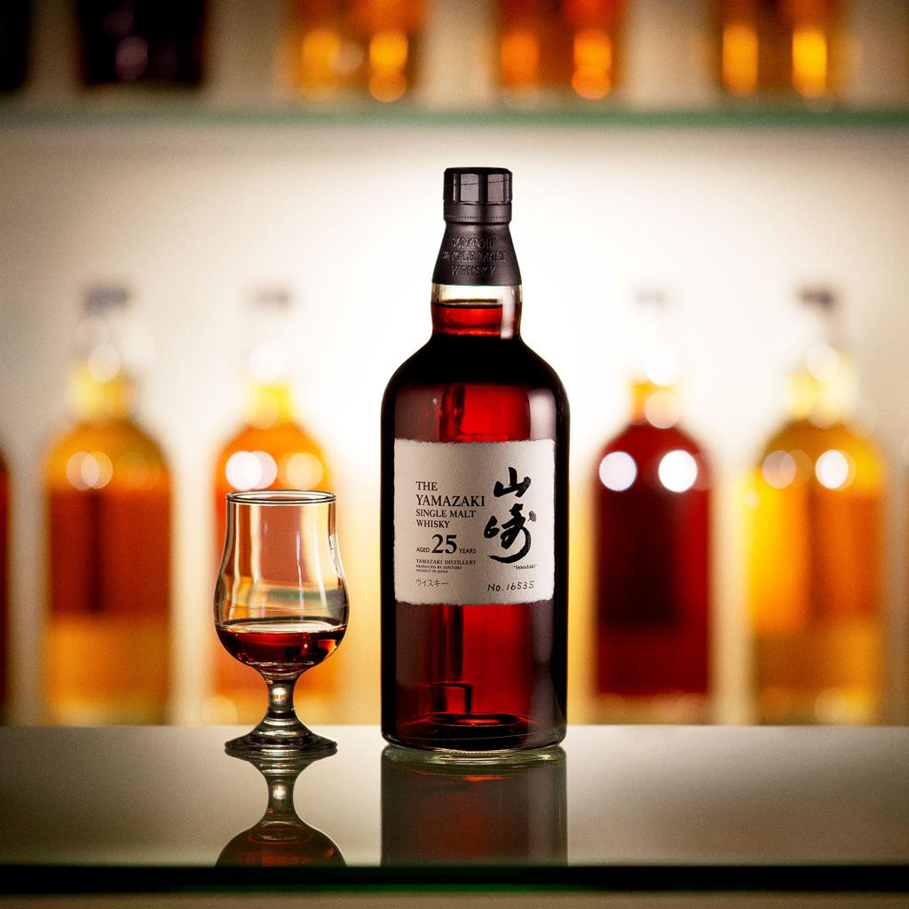 Yamazaki 25 Year Old 70cl Whisky | Master Of Malt