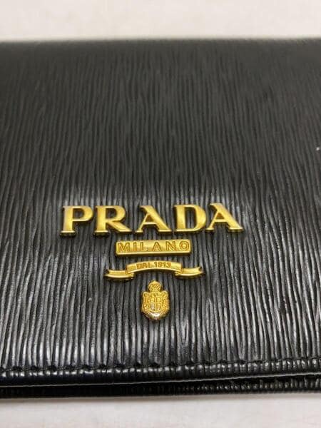 marine♡ 三つ折り財布 ヴィッテロムーブ バイカラー 金ロゴ 赤 黒