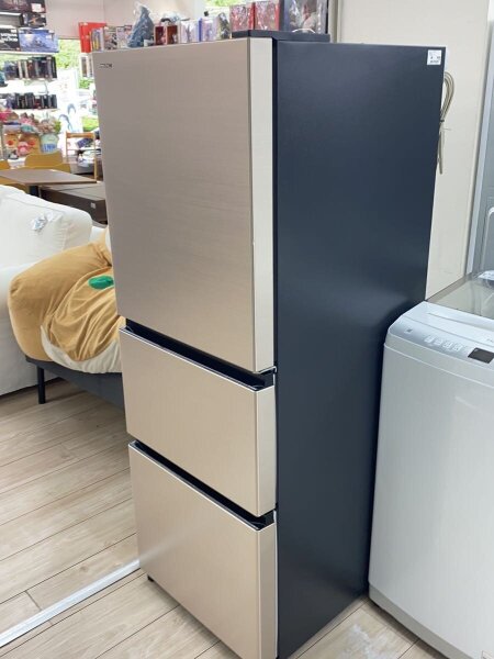 極美品HITACHI 冷蔵庫 R-27TV シルバー 3ドア 2023年製 極美品HITACHI