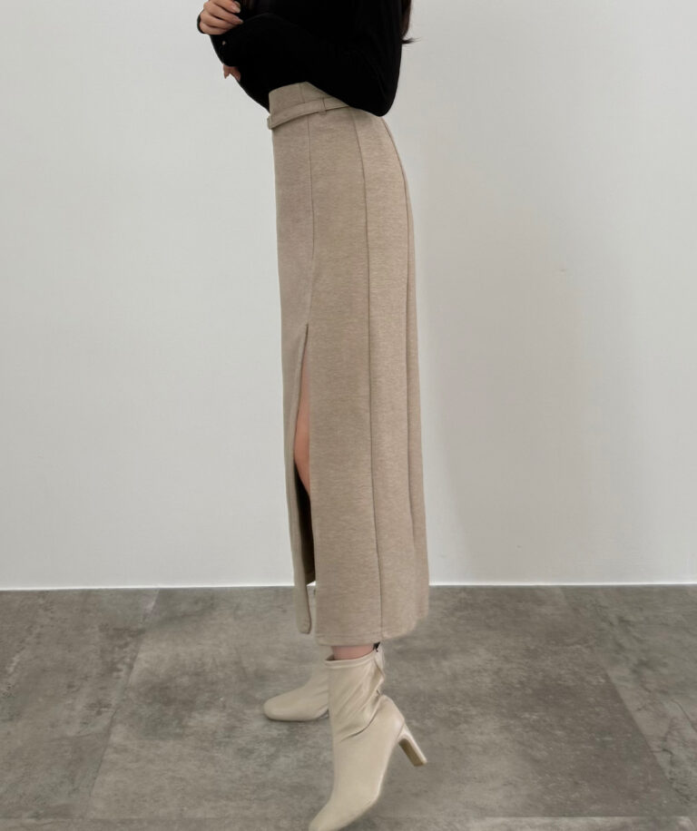 049】スリットジップIラインスカート(伸縮あり、あったか生地、裏地