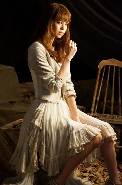 Flower 「秋風のアンサー」 佐藤晴美 オフショット写真 E-girls mobile