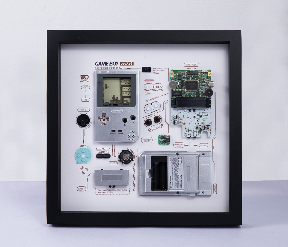 XreArt｜歴代の名携帯ゲーム機を芸術として甦らせる！分解アート