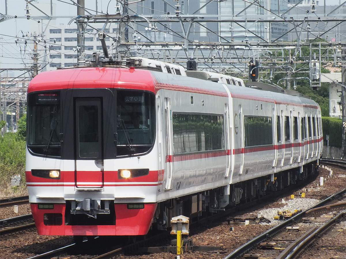 名鉄1700系1701編成が塗装変更される｜鉄道ニュース｜2015年8月9日掲載