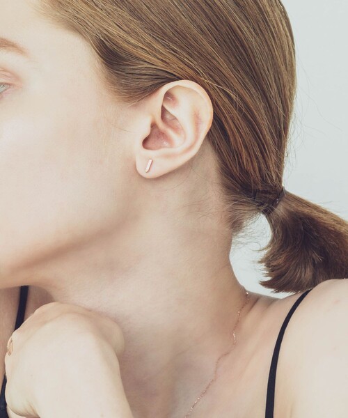 ete（エテ）の「○K10MPG ミストピンク ブラウンダイヤモンド ピアス