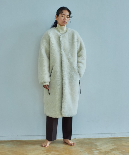 CASA FLINE（カーサフライン）の「リサイクルポリウールリバーシブル