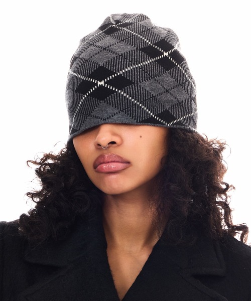 BEEDEN（ビーデン）の「B LOGO JQ BEANIE（ニットキャップ/ビーニー