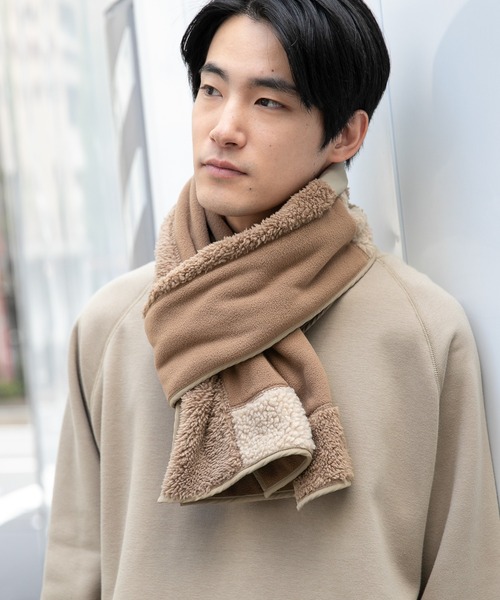 niko and（ニコアンド）の「パッチワークフリースマフラー